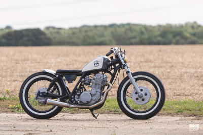 Keren Bro! Yamaha SR400 dengan Gaya Bobber Klasik Jepang thumbnail